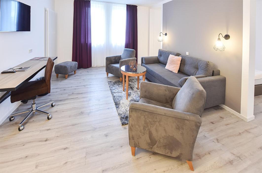Prima Inn Hotel & Hof Neuruppin - Digitales & Rezeptionsloses Motel Экстерьер фото