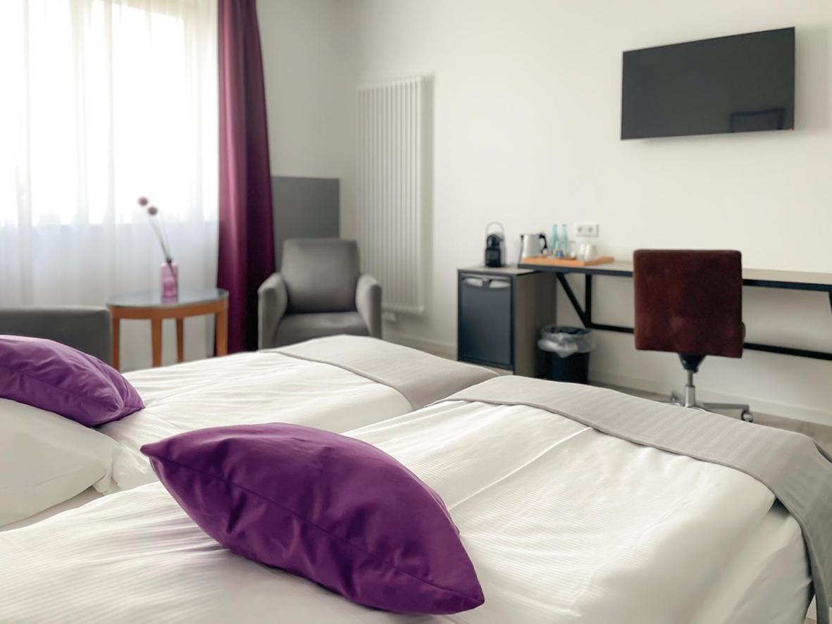 Prima Inn Hotel & Hof Neuruppin - Digitales & Rezeptionsloses Motel Экстерьер фото