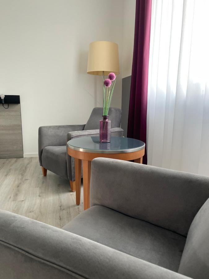 Prima Inn Hotel & Hof Neuruppin - Digitales & Rezeptionsloses Motel Экстерьер фото