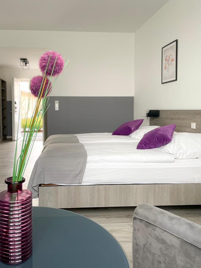 Prima Inn Hotel & Hof Neuruppin - Digitales & Rezeptionsloses Motel Экстерьер фото