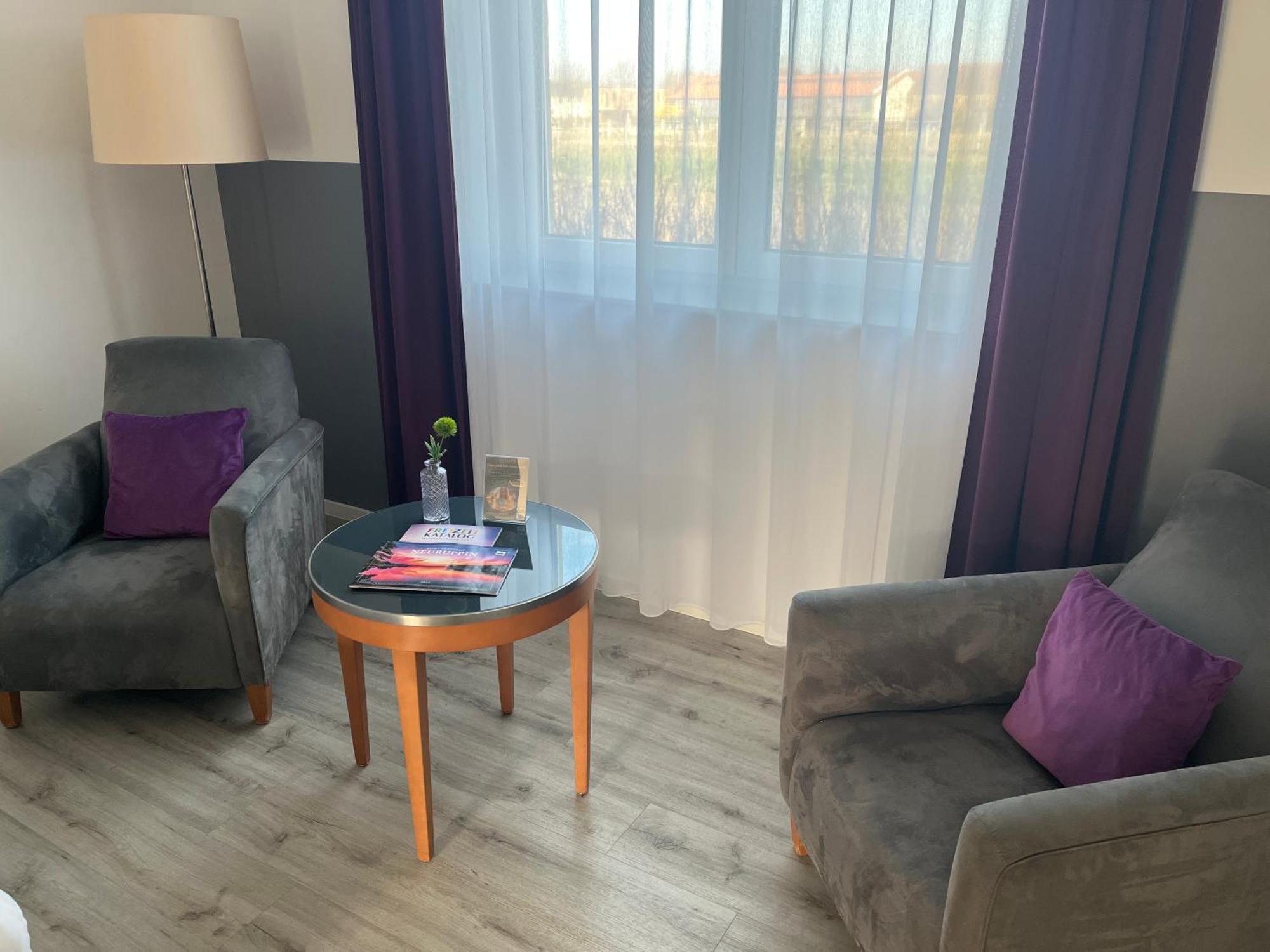 Prima Inn Hotel & Hof Neuruppin - Digitales & Rezeptionsloses Motel Экстерьер фото